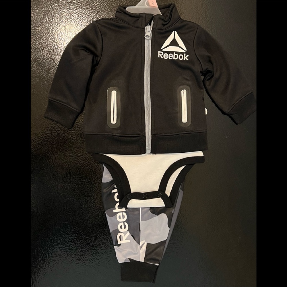 NEW Reebok Infant 3 Piece Set